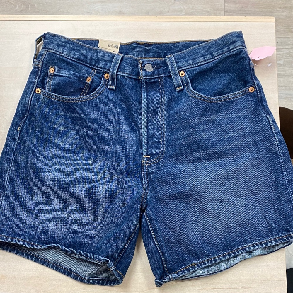 Levi's Blue Denim Shorts sz 30 NWT